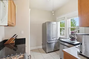 1382 W Galbraith Rd, Cincinnati, OH 45231 - Photo 10