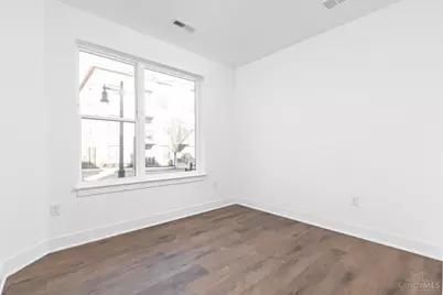 3020 Woodburn Avenue, Cincinnati, OH 45206 - Photo 4