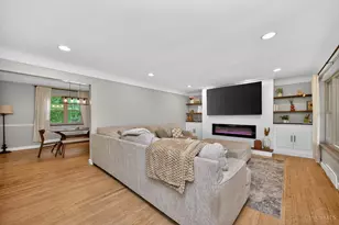 7204 Barret Rd, West Chester, OH 45069 - Photo 2