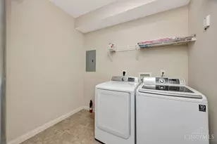7991 Pinnacle Point Dr, West Chester, OH 45069 - Photo 26
