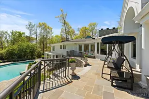 6220 Hawk Ridge Ln, Indian Hill, OH 45243 - Photo 22