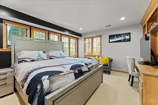 6220 Hawk Ridge Ln, Indian Hill, OH 45243 - Photo 28