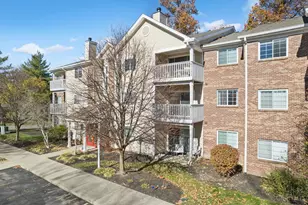 710 Carrington Pl, Loveland, OH 45140 - Photo 2