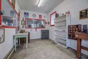 6700 Gaines Rd, Cincinnati, OH 45247 - Photo 40