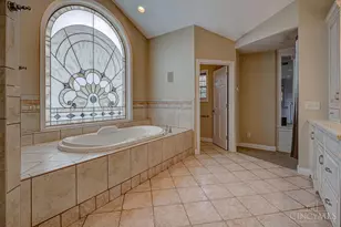 6700 Gaines Rd, Cincinnati, OH 45247 - Photo 28