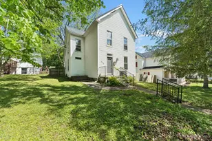 340 S East St, Hillsboro, OH 45133 - Photo 1