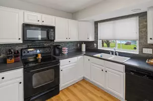 1195 Parkside Dr, Union Township, OH 45103 - Photo 14