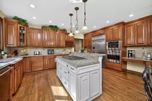 6569 Jenna Lane, Miami Township, OH 45140 - Photo 12