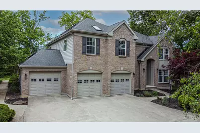 415 Forest Edge Drive, South Lebanon, OH 45065 - Photo 2