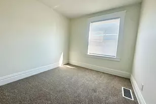 1600 Brewster Ave, Cincinnati, OH 45207 - Photo 22