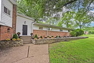 411 Beechtree Dr, Springfield Township, OH 45224 - Photo 4