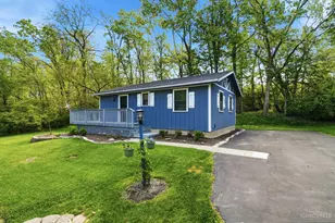 6205 Blue Lake Dr, Green Township, OH 45247 - Photo 2
