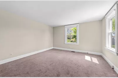 7821 Perry Street, Cincinnati, OH 45231 - Photo 16