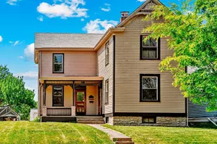 7821 Perry St, Cincinnati, OH 45231 - Photo 1