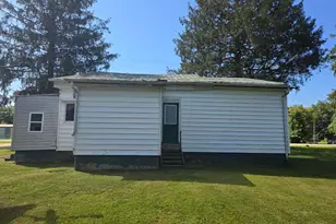 707 E 2nd St, Manchester, OH 45144 - Photo 22