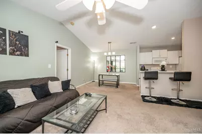 5984 Meadowcreek Drive #9, Miami Township, OH 45150 - Photo 6