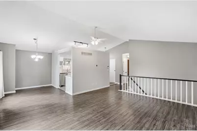 9436 Colegate Way, West Chester, OH 45011 - Photo 8