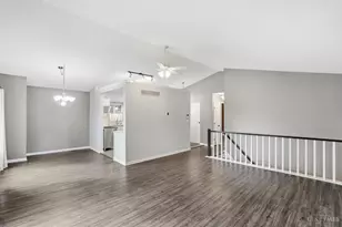 9436 Colegate Way, West Chester, OH 45011 - Photo 8