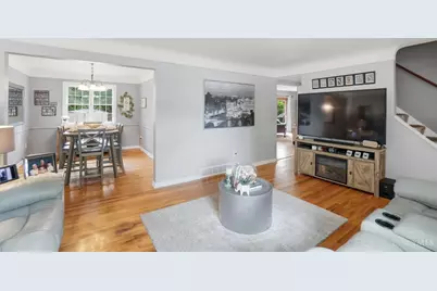 9140 Millcliff Drive, Springfield Township, OH 45231 - Photo 12