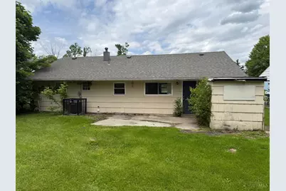 1313 Landis Lane, Springfield Township, OH 45231 - Photo 6