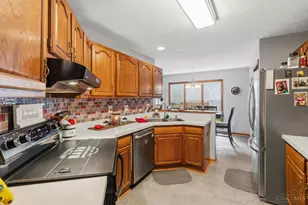 203 Lakewood Ln, Georgetown, OH 45121 - Photo 14