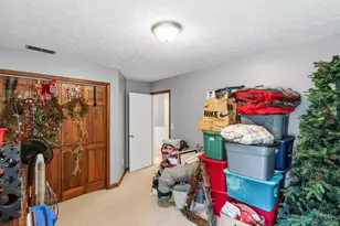 203 Lakewood Ln, Georgetown, OH 45121 - Photo 22