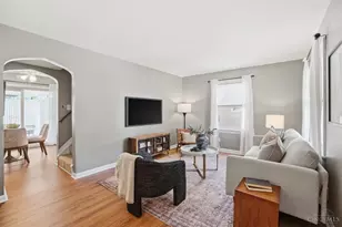 8375 Roland Ave, Springfield Township, OH 45216 - Photo 6