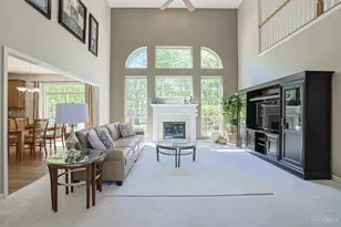 7973 Royal Fern Ct, Liberty Township, OH 45044 - Photo 4