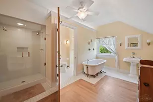 835 Ivy Ave, Glendale, OH 45246 - Photo 34