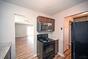 3467 Amberway Ct, Colerain Township, OH 45251 - Photo 6