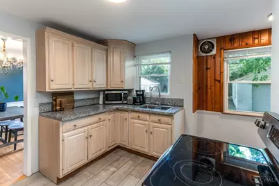 7260 Eastlawn Drive, Cincinnati, OH 45237 - Photo 10