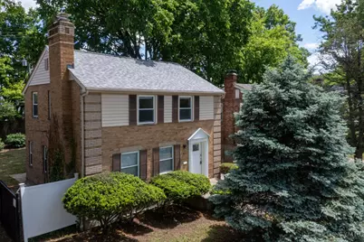 7260 Eastlawn Drive, Cincinnati, OH 45237 - Photo 2