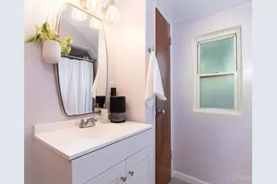 7260 Eastlawn Drive, Cincinnati, OH 45237 - Photo 22