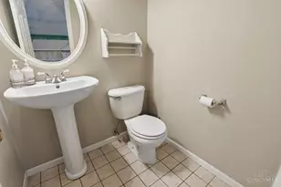 1822 Coralberry Ct, Cincinnati, OH 45230 - Photo 26