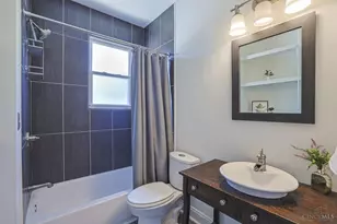 4150 Maple Dr, Cincinnati, OH 45209 - Photo 18