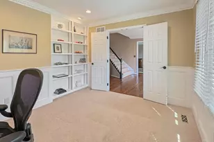 143 Churchill Ct, Loveland, OH 45140 - Photo 8