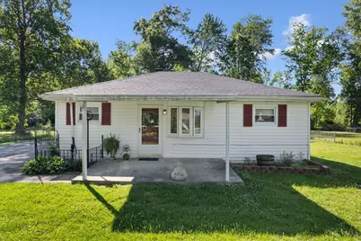 1811 Lois Lane, Goshen, OH 45122 - Photo 2