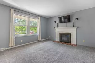 8211 Julie Marie Dr, West Chester, OH 45069 - Photo 6