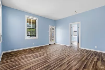 306 W Vine Street, Reading, OH 45215 - Photo 4