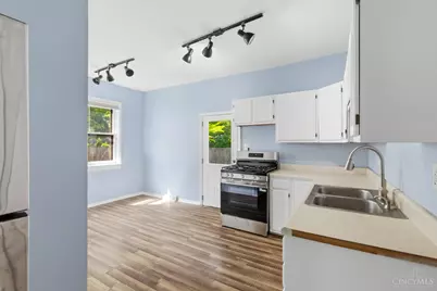 306 W Vine Street, Reading, OH 45215 - Photo 14