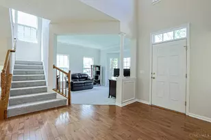 1727 Amberwood Way, Hamilton Township, OH 45039 - Photo 4