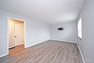 1378 Adams Rd, Cincinnati, OH 45231 - Photo 6