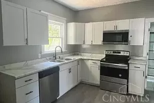 2204 Superior Ave, Middletown, OH 45044 - Photo 2