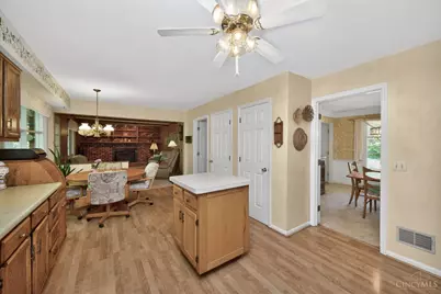 969 Hollow Creek Drive, Miami Township, OH 45150 - Photo 12