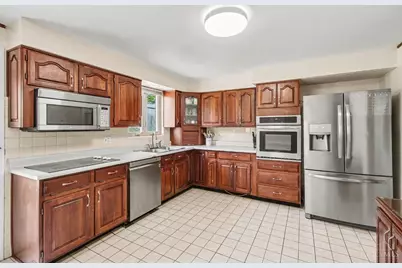 3392 Keywest Drive, Green Township, OH 45239 - Photo 8