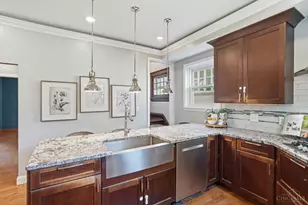 1006 Lenox Pl, Cincinnati, OH 45229 - Photo 18