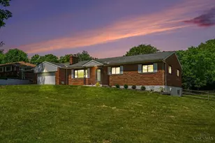 2032 Arrowood Pl, Springfield Township, OH 45231 - Photo 2