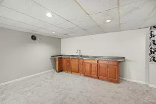2032 Arrowood Pl, Springfield Township, OH 45231 - Photo 18