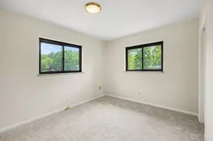 2032 Arrowood Pl, Springfield Township, OH 45231 - Photo 12