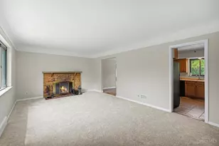 2032 Arrowood Pl, Springfield Township, OH 45231 - Photo 6
